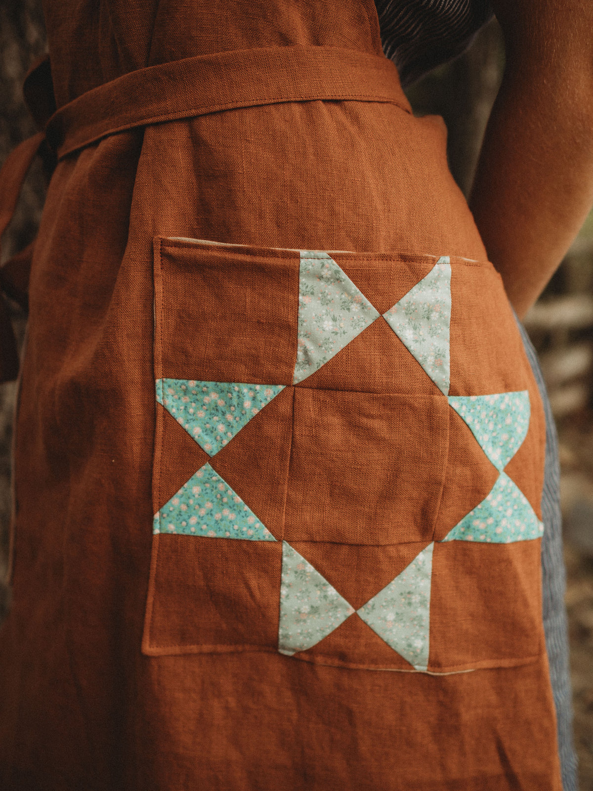 Quilt Pocket Aprons